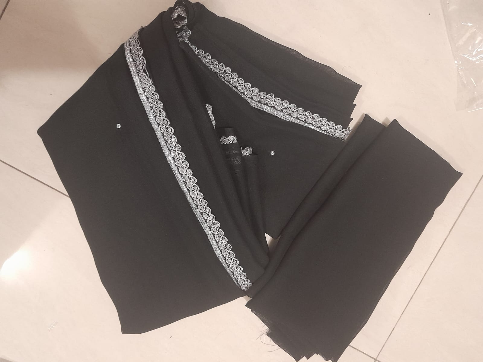 Main materials georgate stone saree - Image 6