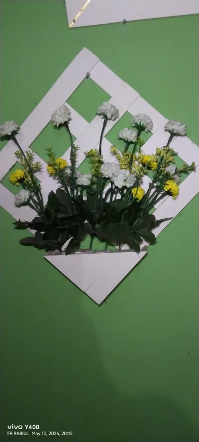 wall hanging flower and vase_img_1