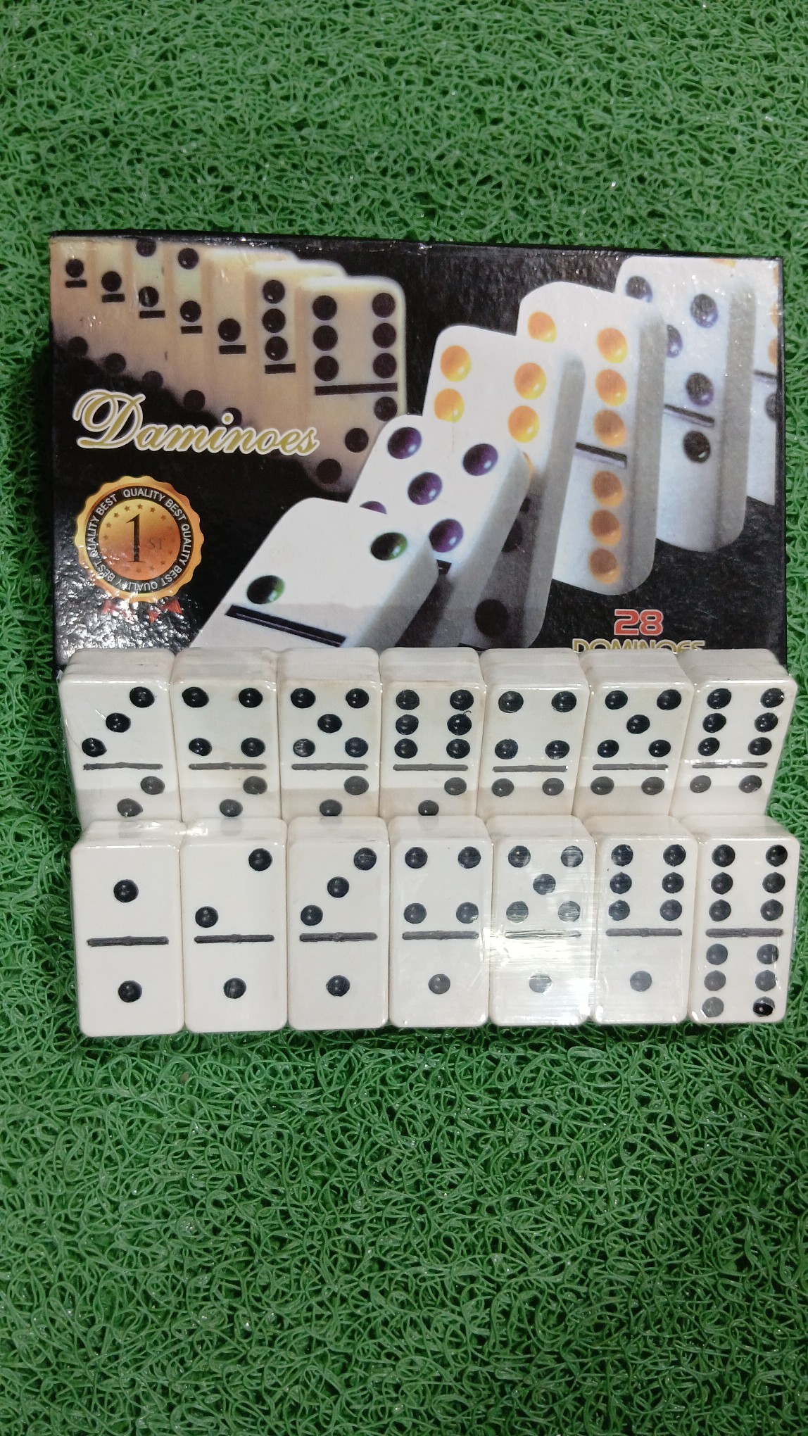 DOMINOES