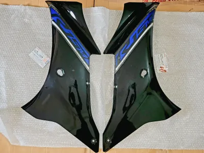 Panel 1/2 R15M Carbon Edition Black ( 2pcs Set )_img_0