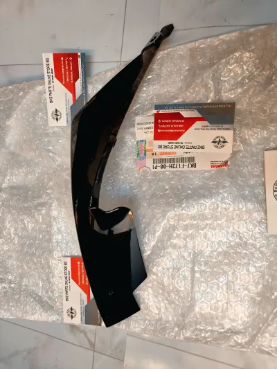 Panel 3/4 Glossy Black R15V3  ( 2pcs set )_img_1