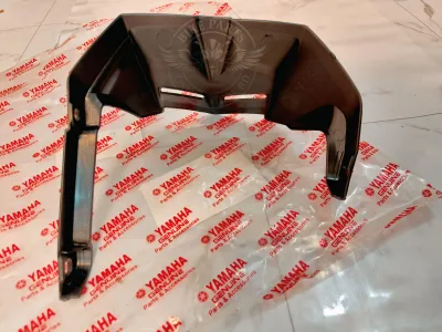 REAR FENDER COMP R15V3 V4 MT15_img_3