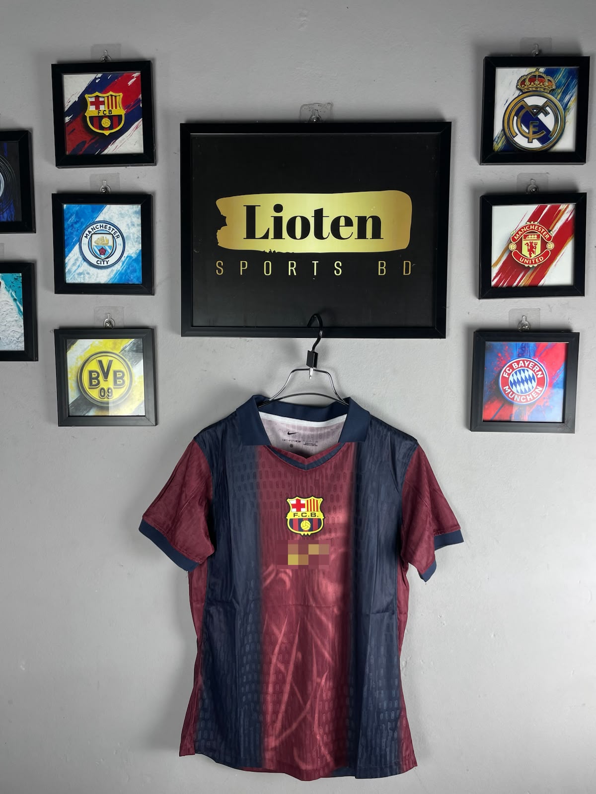 Barcelona Travis Kit