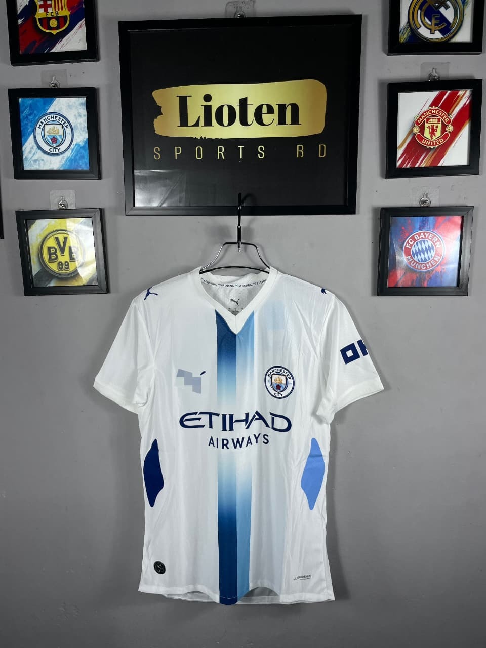 MAN CITY AWAY