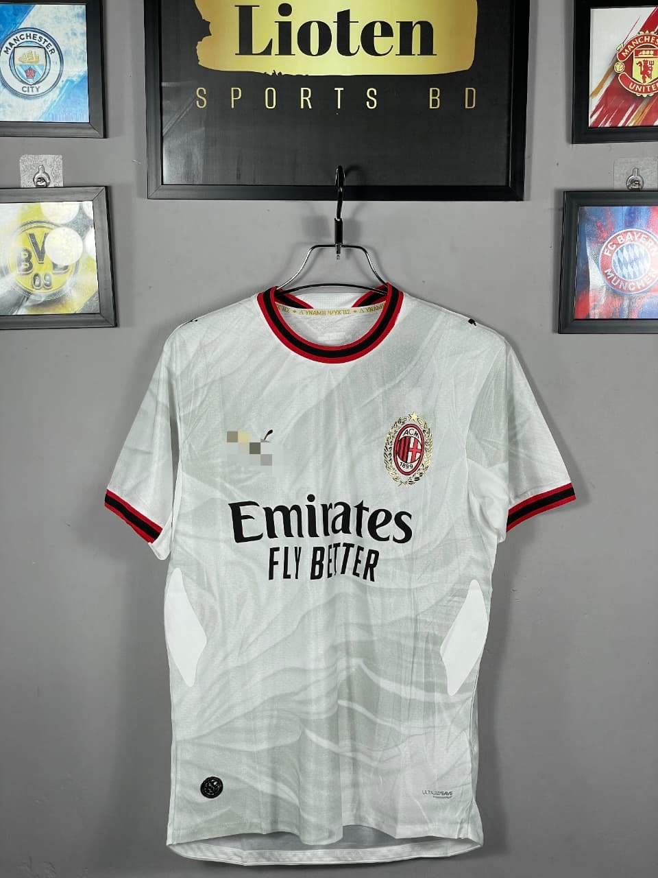 AC MILAN AWAY