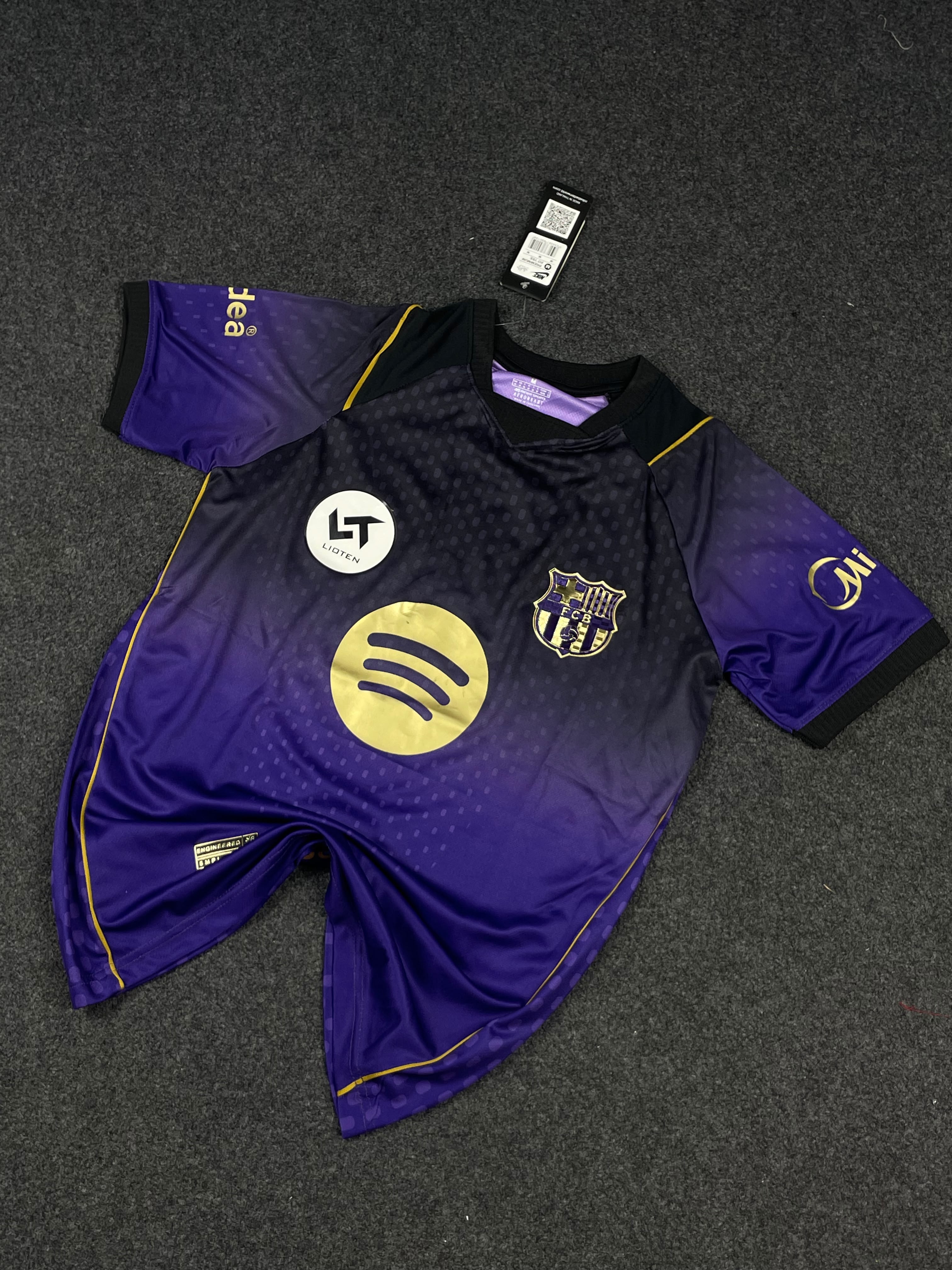 Barcelona Away Master Copy_img_2