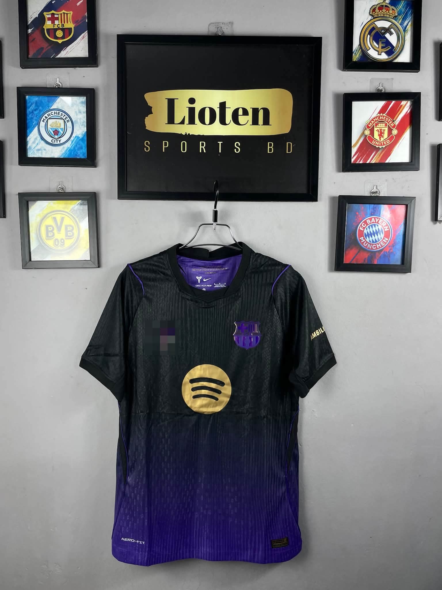 BARCA AWAY