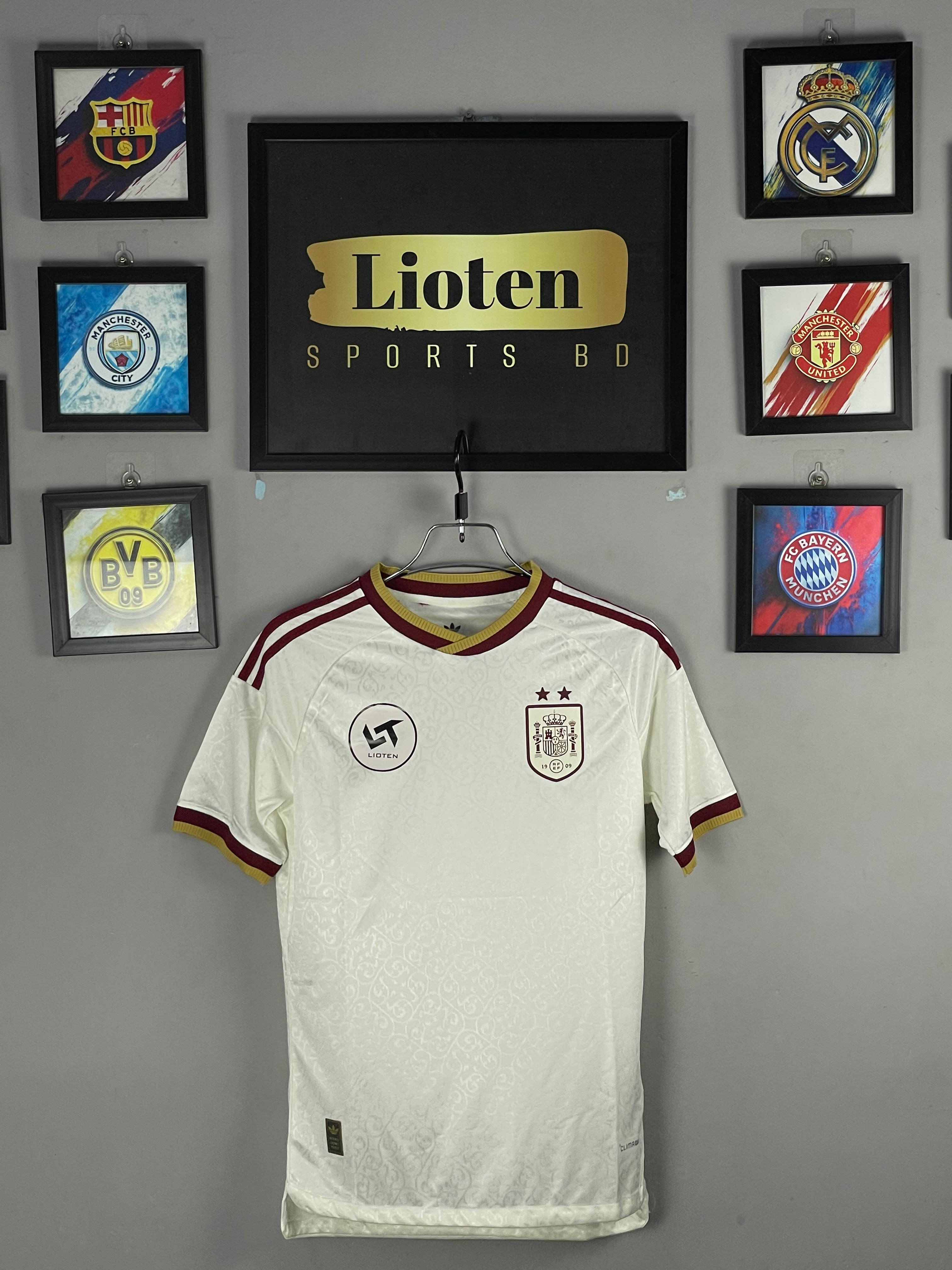 Spain Away