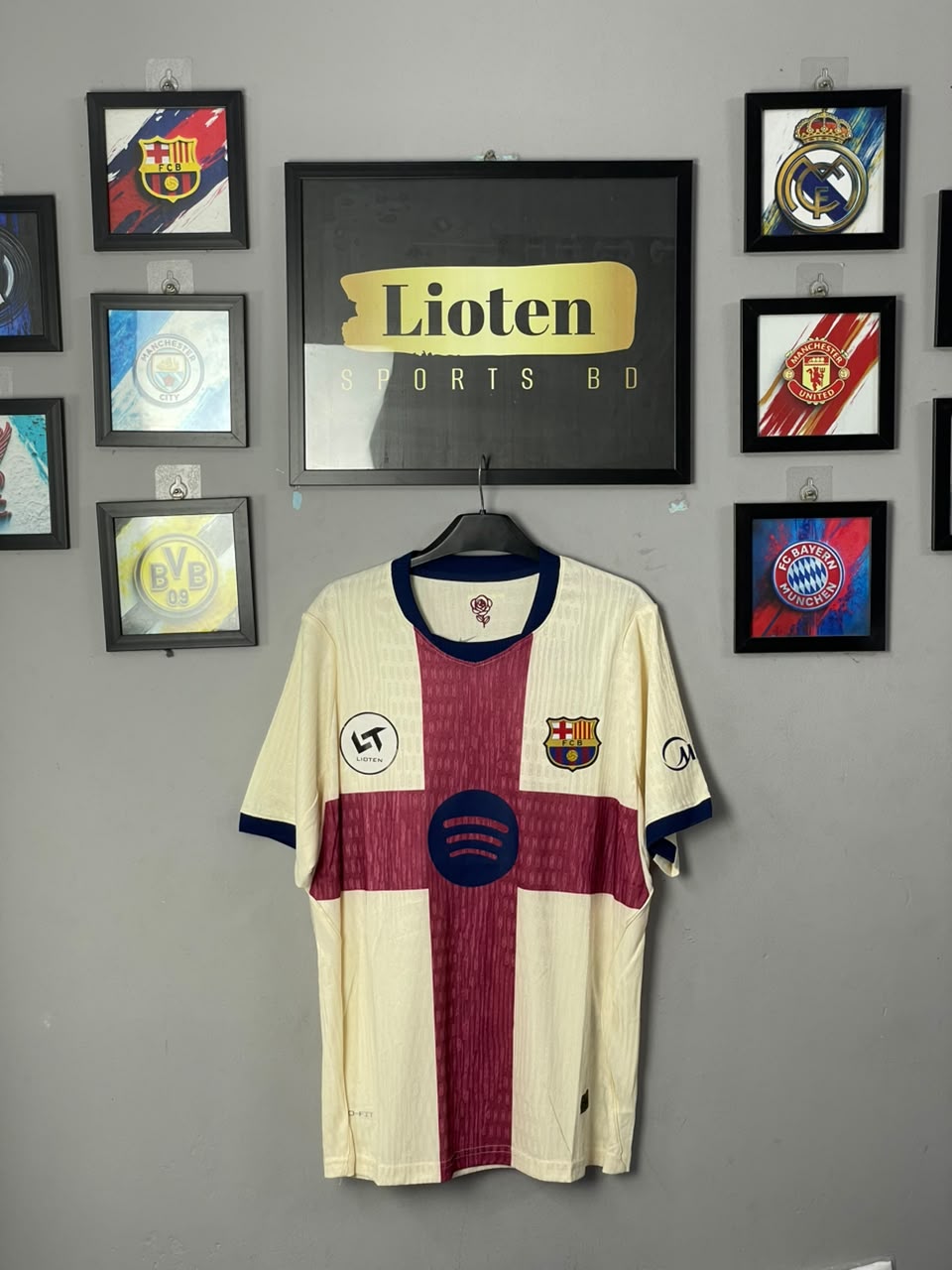 Barcelona 4th Kit