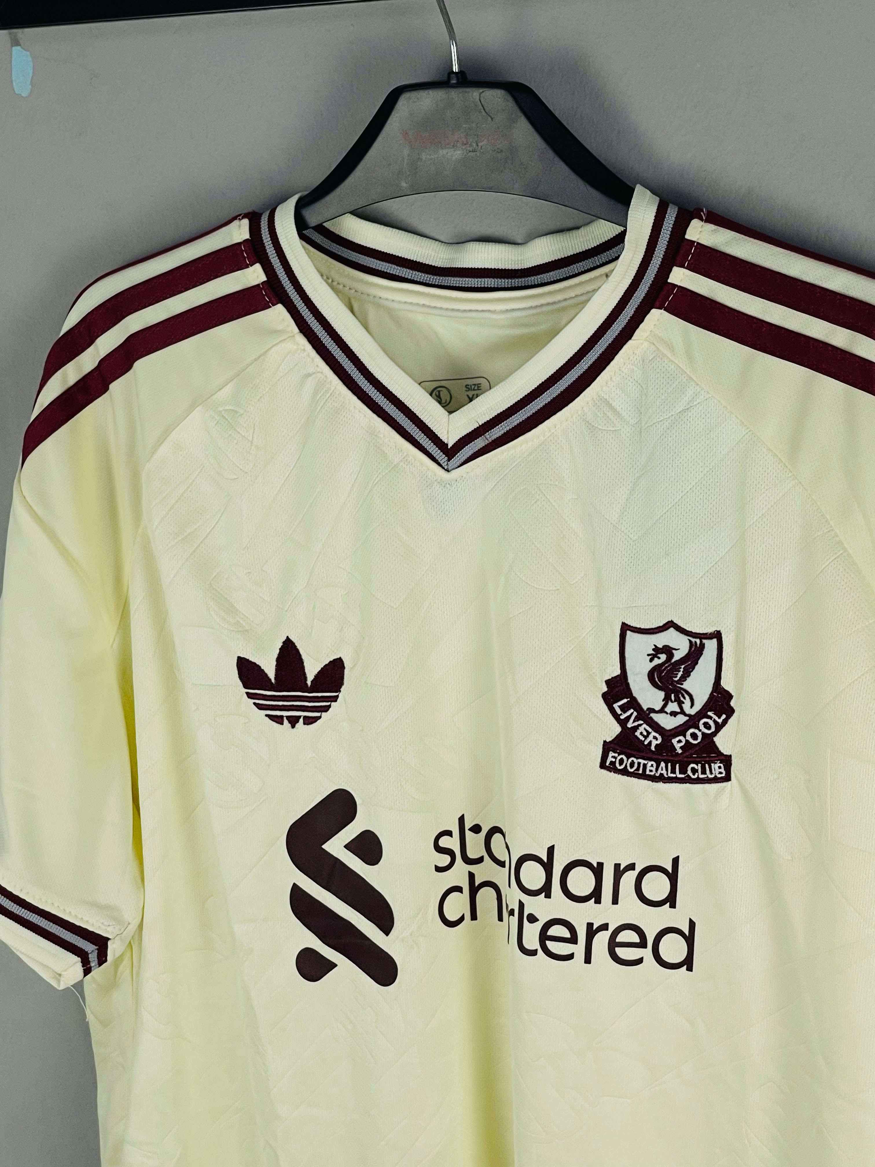 LFC Away_img_4