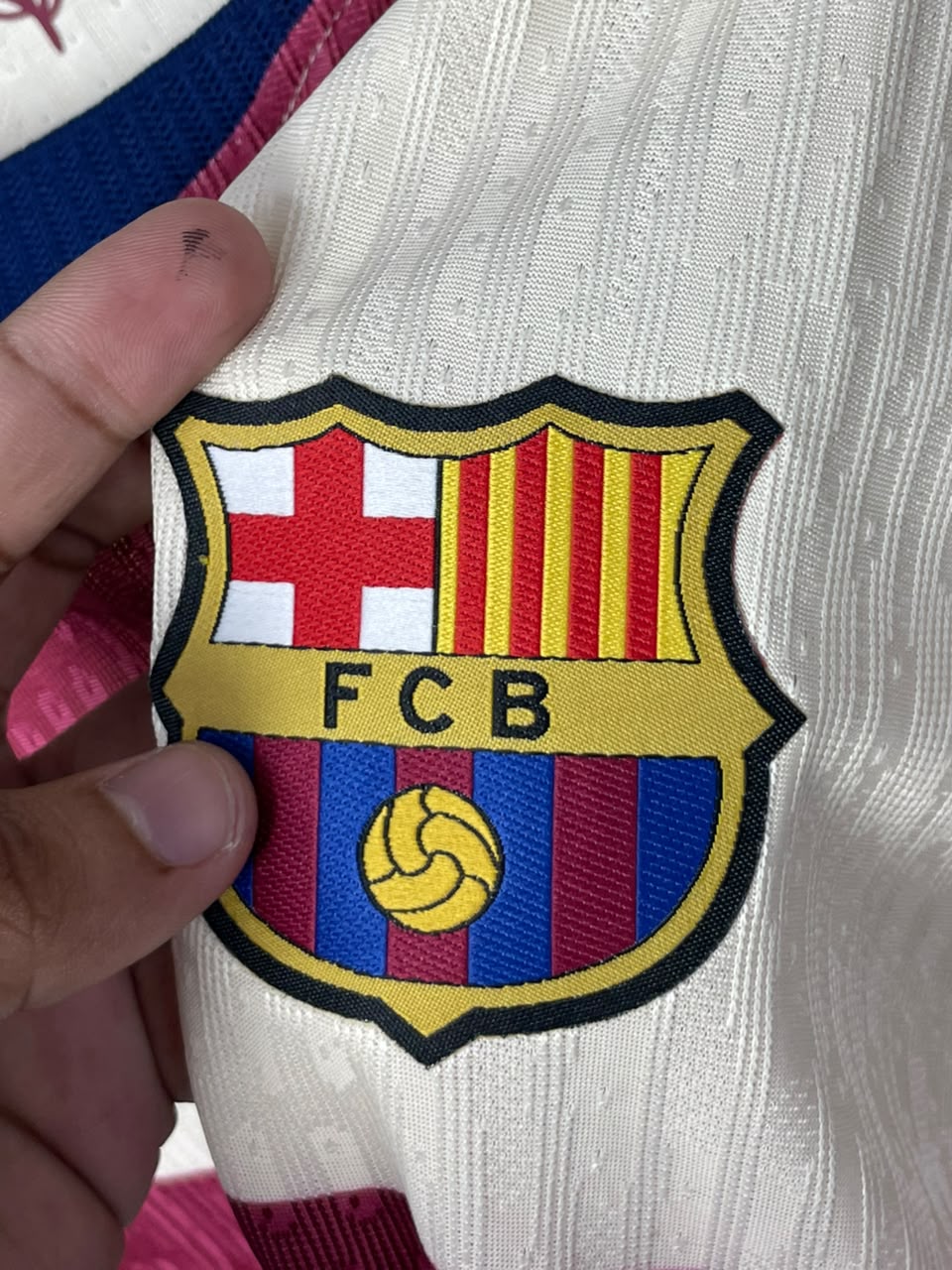 Barcelona 4th Kit_img_1