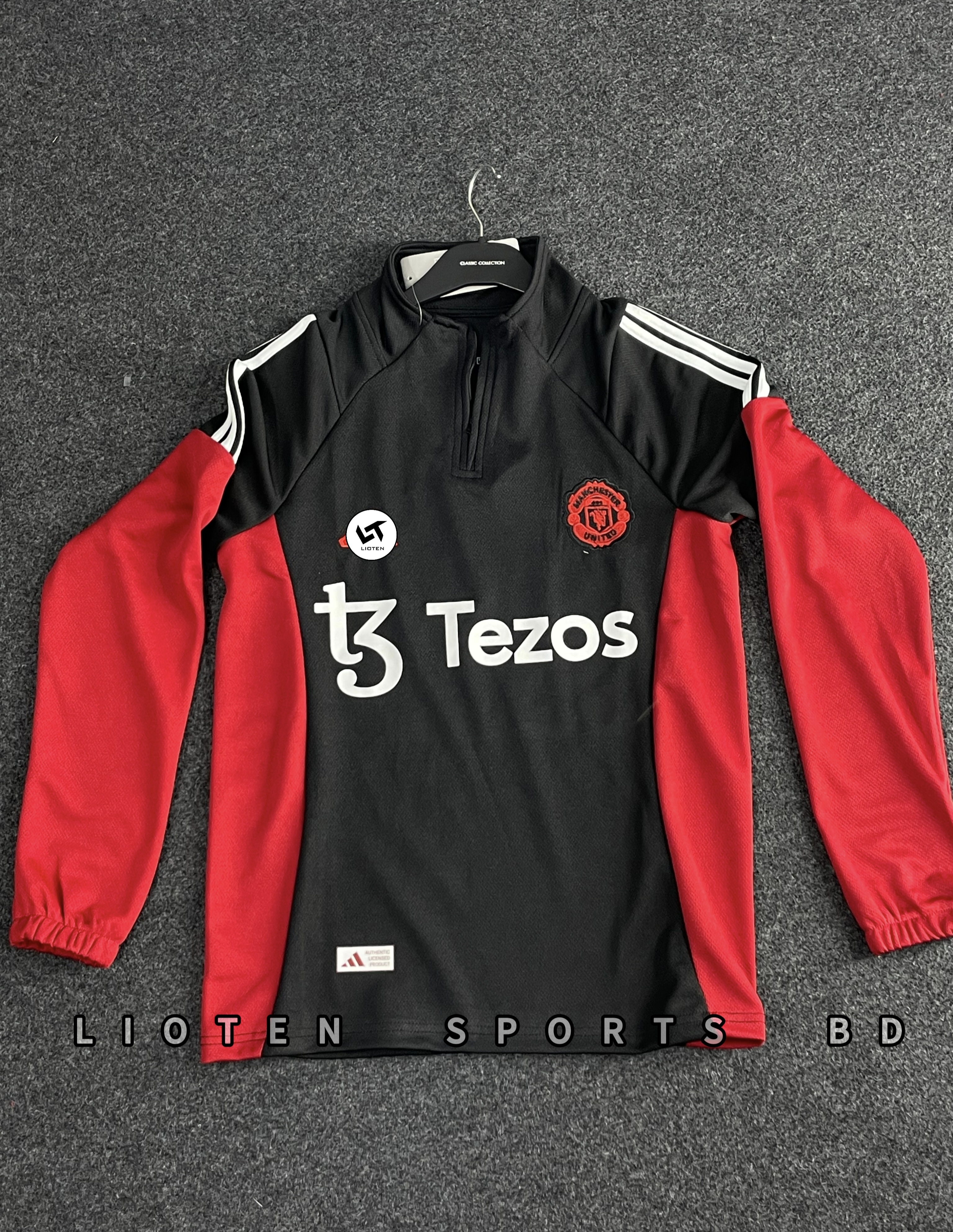 Man U Sweatshirt