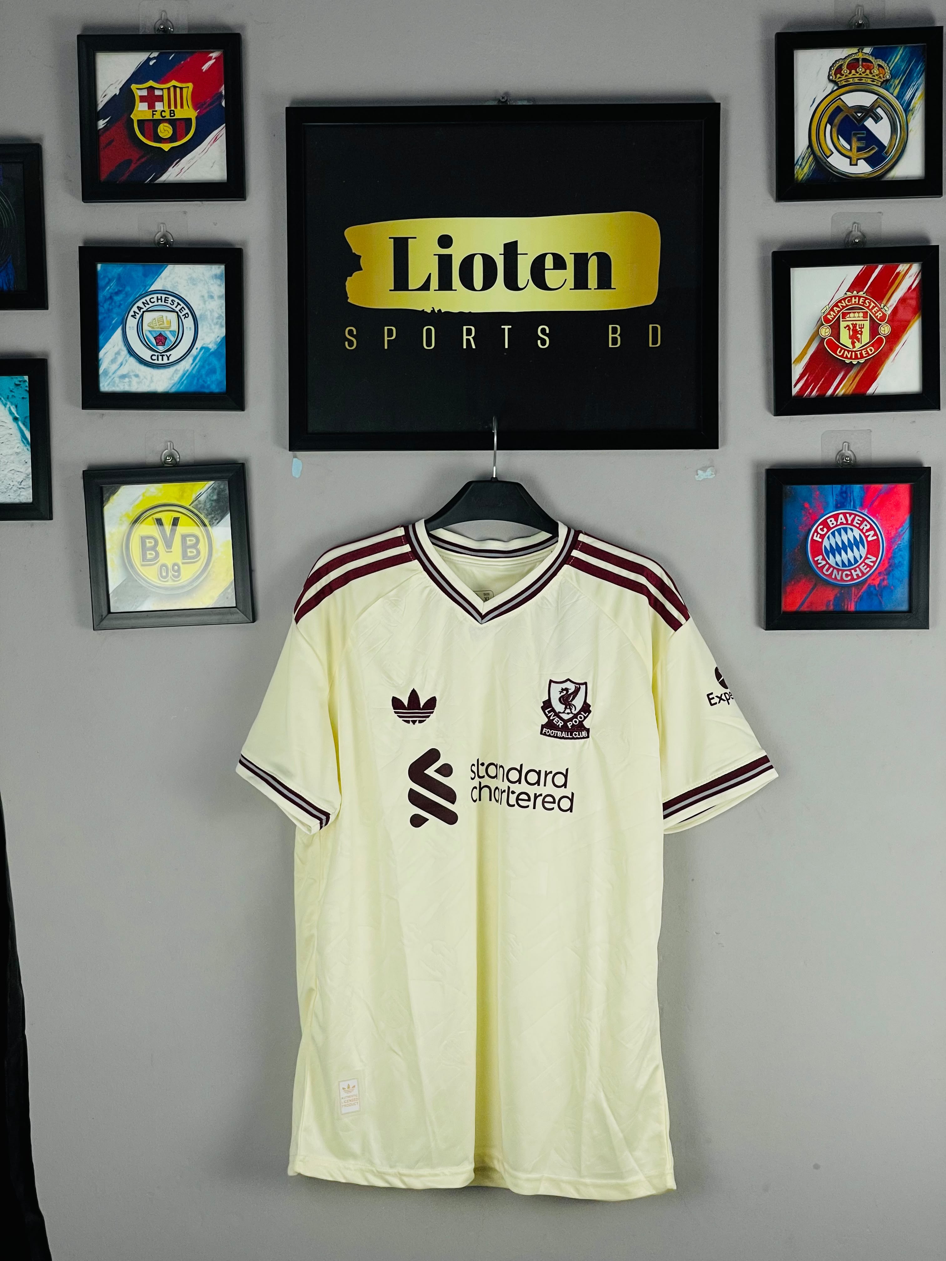 LFC Away_img_2