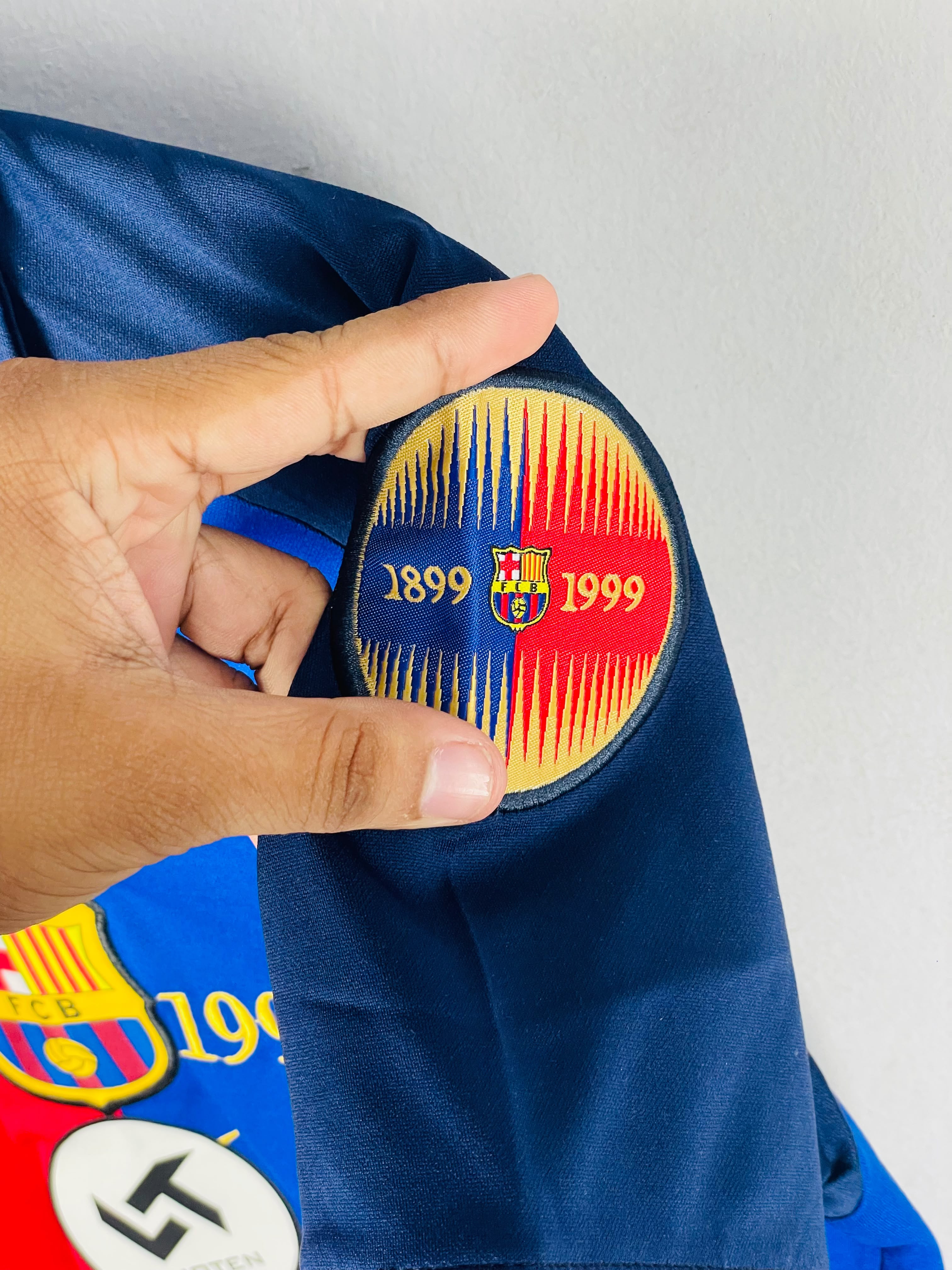 BARCA 1999 Home_img_3