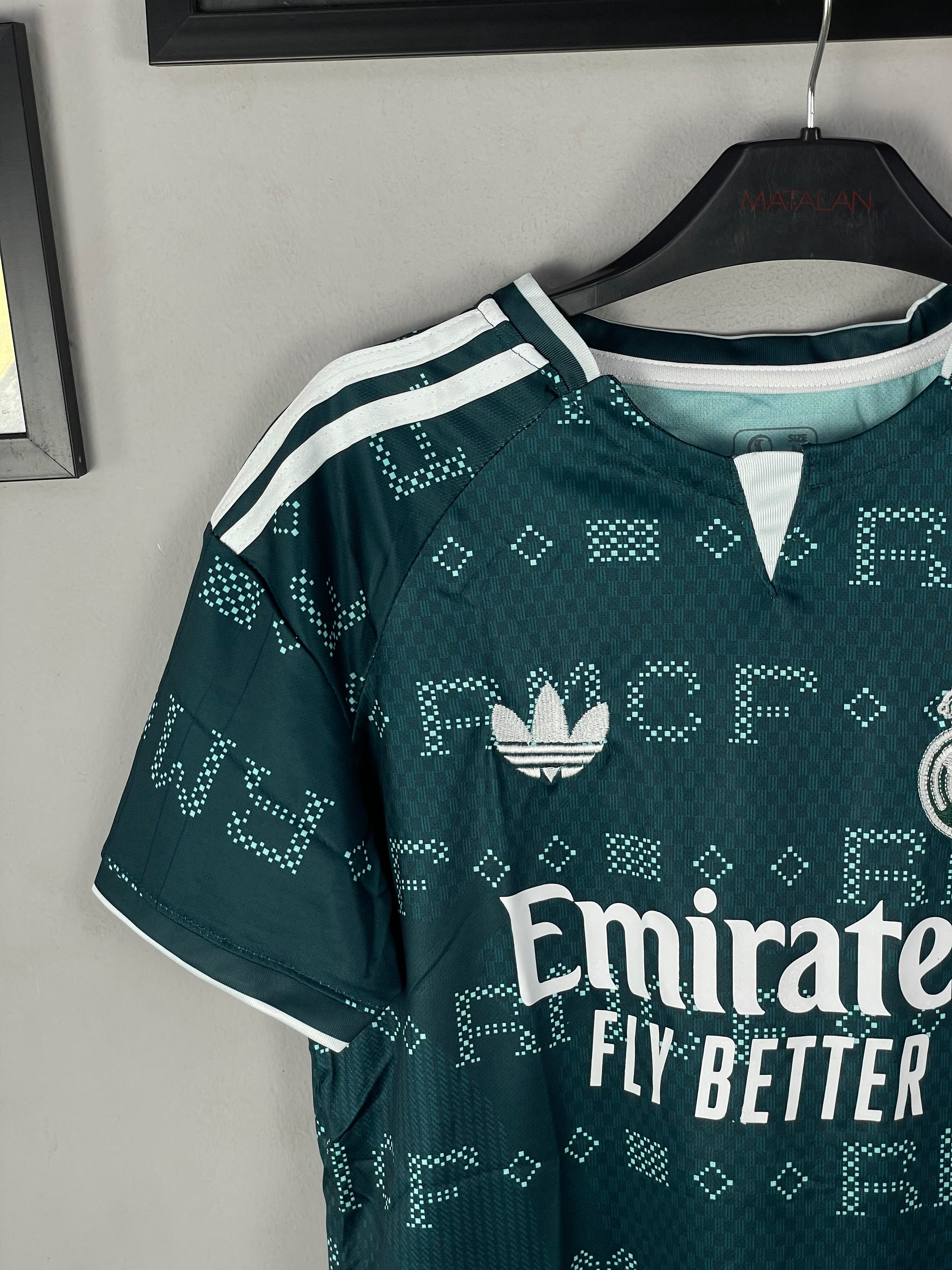 Real Madrid Away_img_1