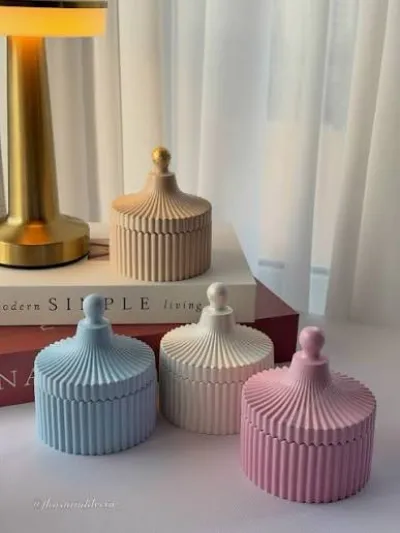 gypsum carousel jar with Lid_img_2