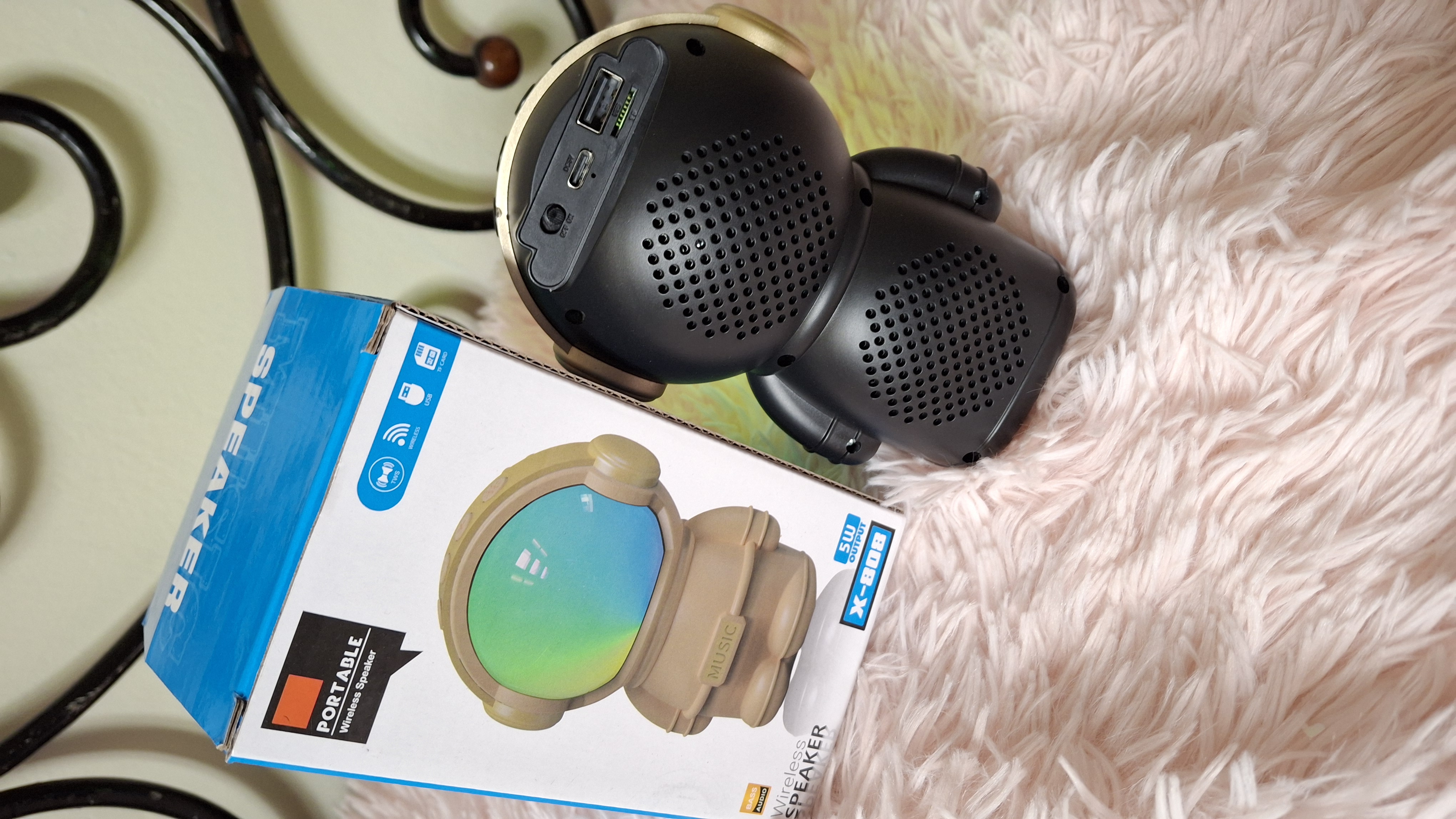 X-808 portable Bluetooth speaker_img_1