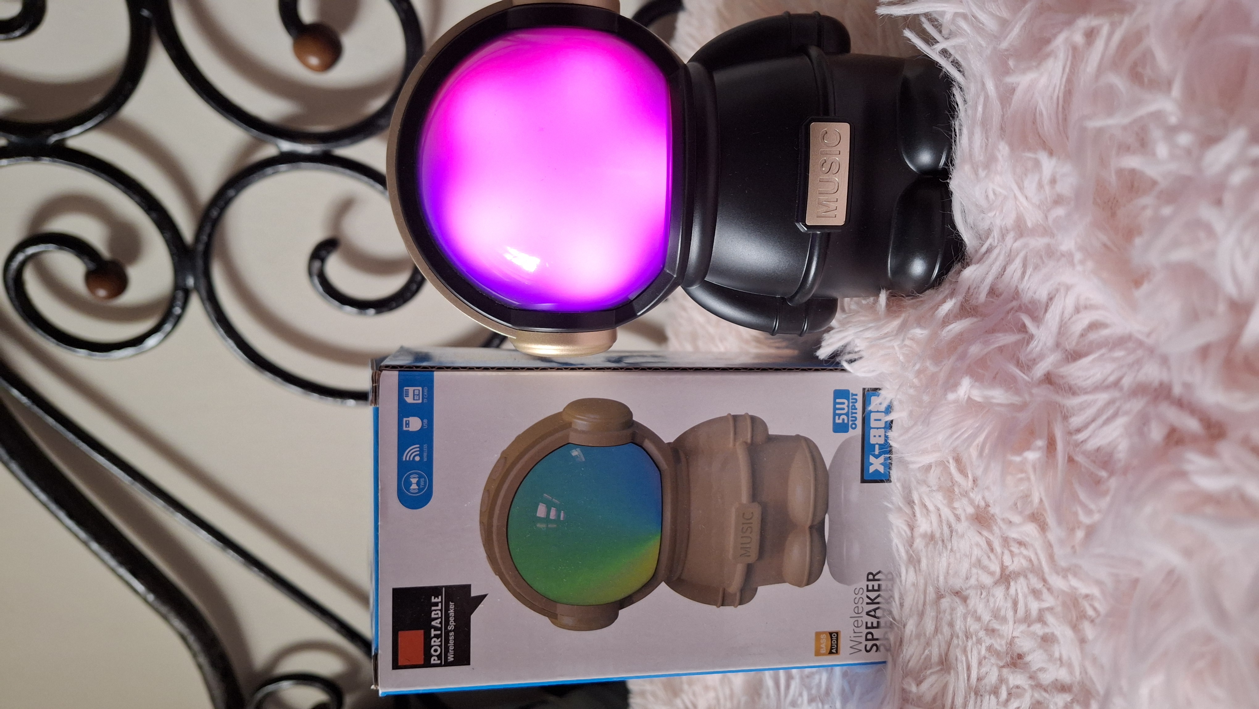 X-808 portable Bluetooth speaker_img_0