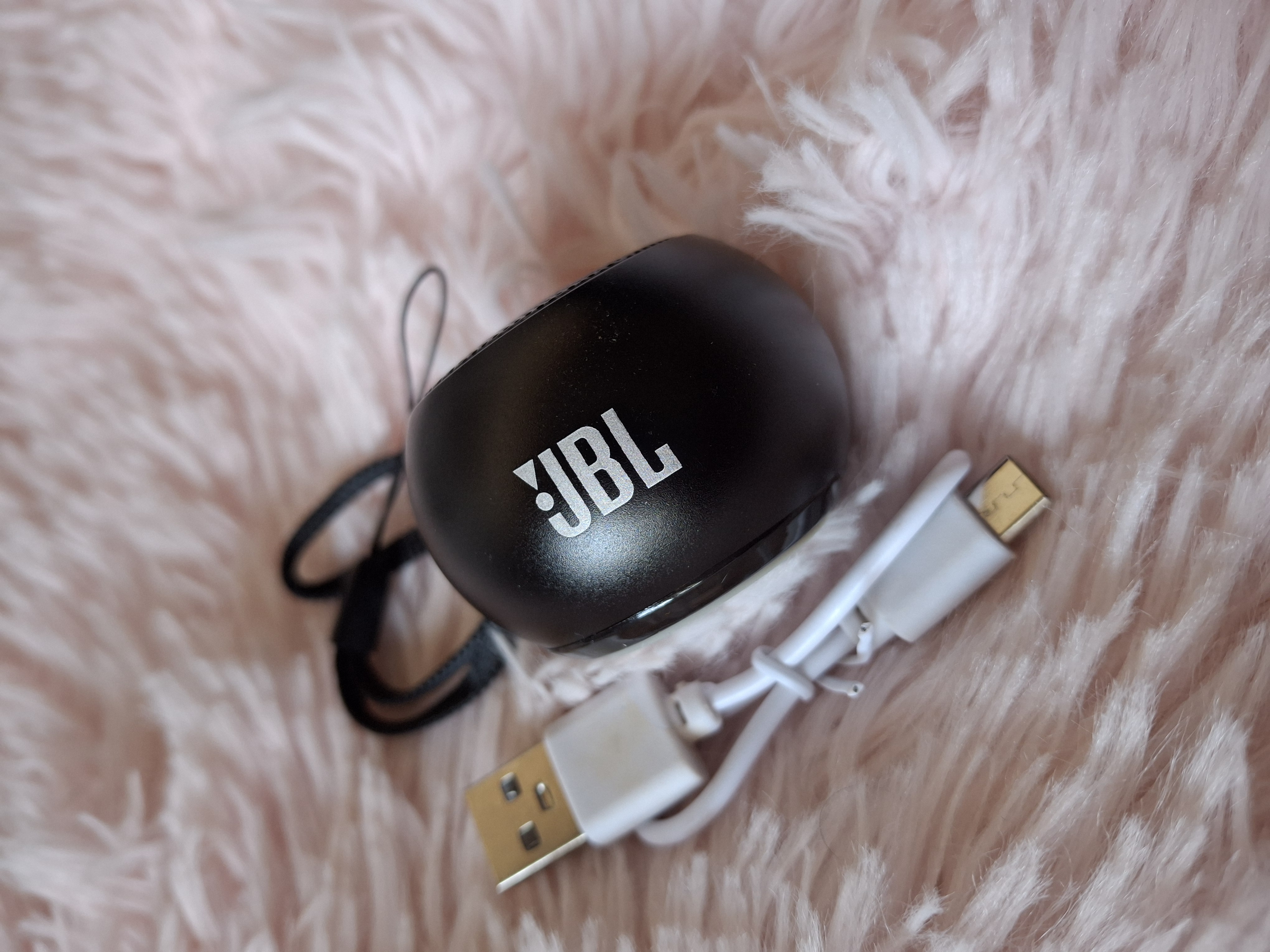 JBL M3 mini Bluetooth speaker_img_0