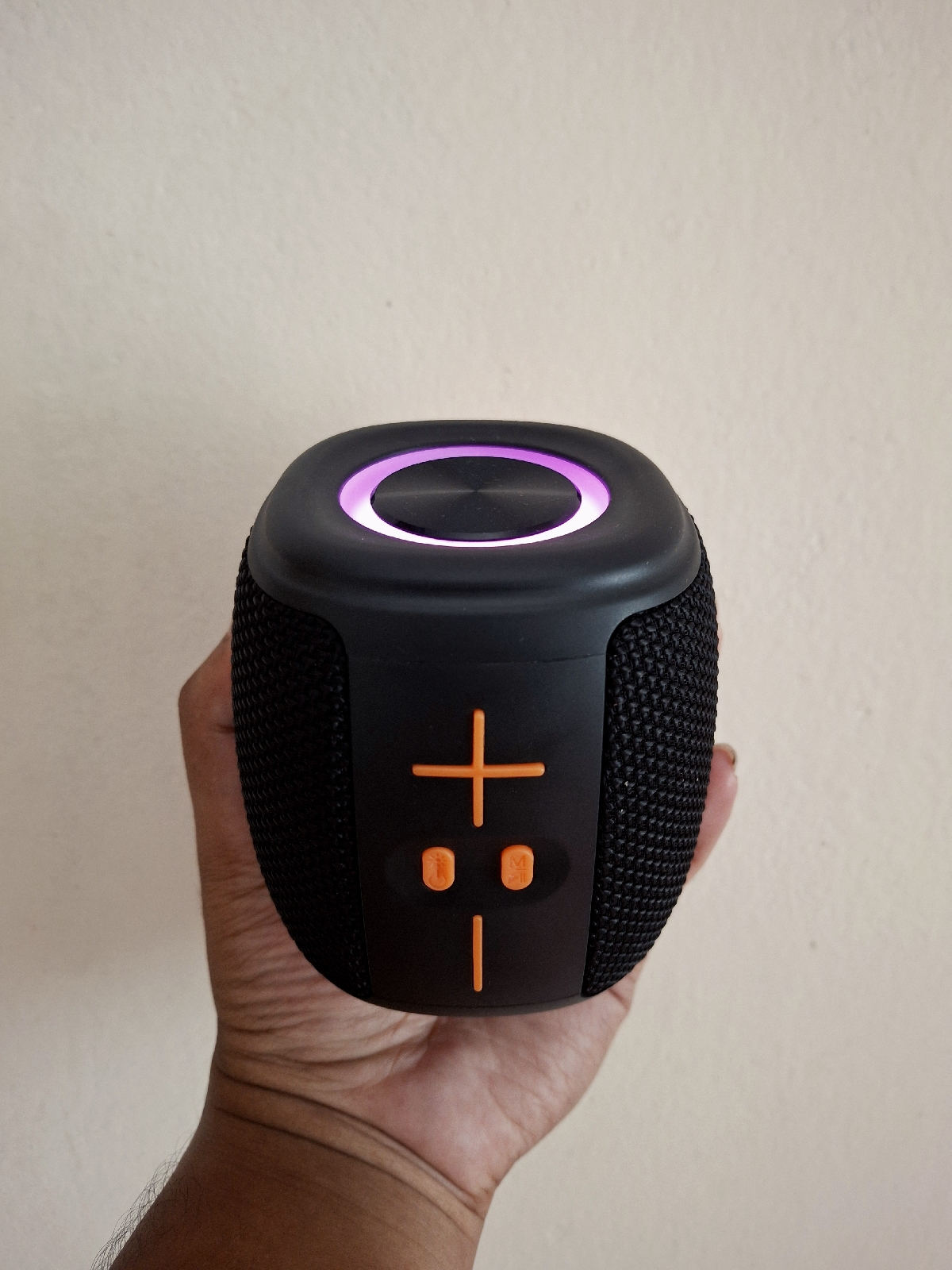 Mini Bluetooth speaker