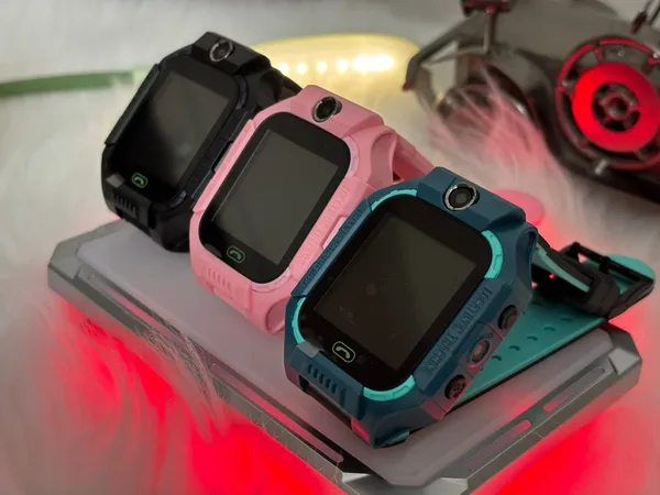 Smartberry C002 Kids GPS + Calling Smart Watch