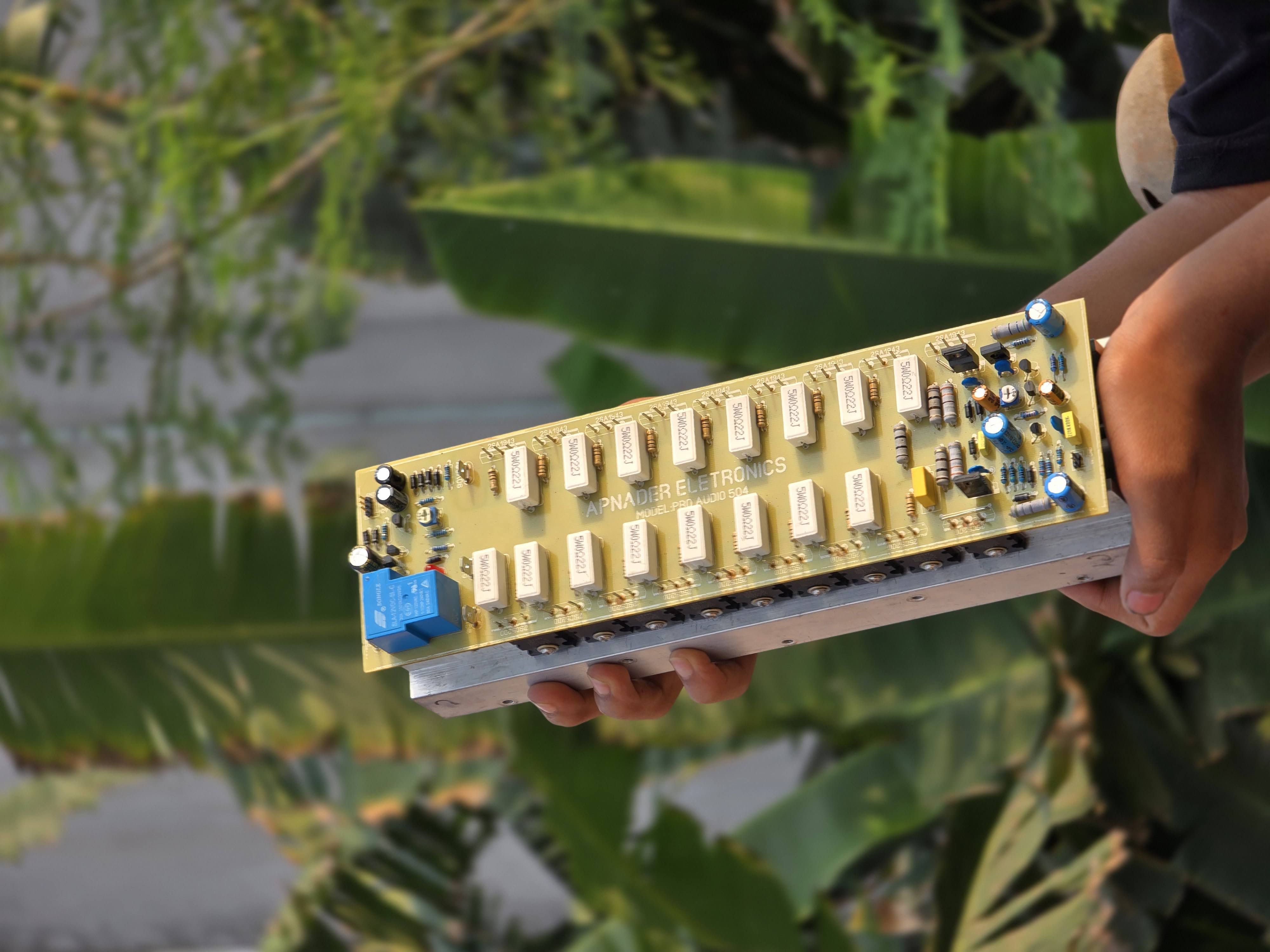 Pro Audio 504 Complete 18 Transistor Audio Amplifier Board_img_1