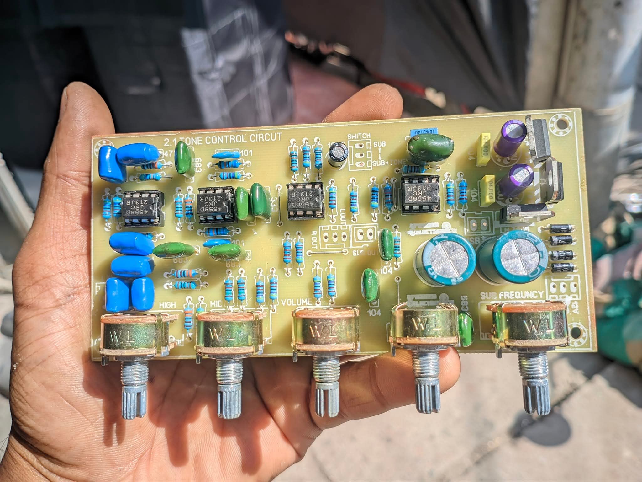 2.1 + Stereo Tone Control Circuit Board (V.1)_img_6