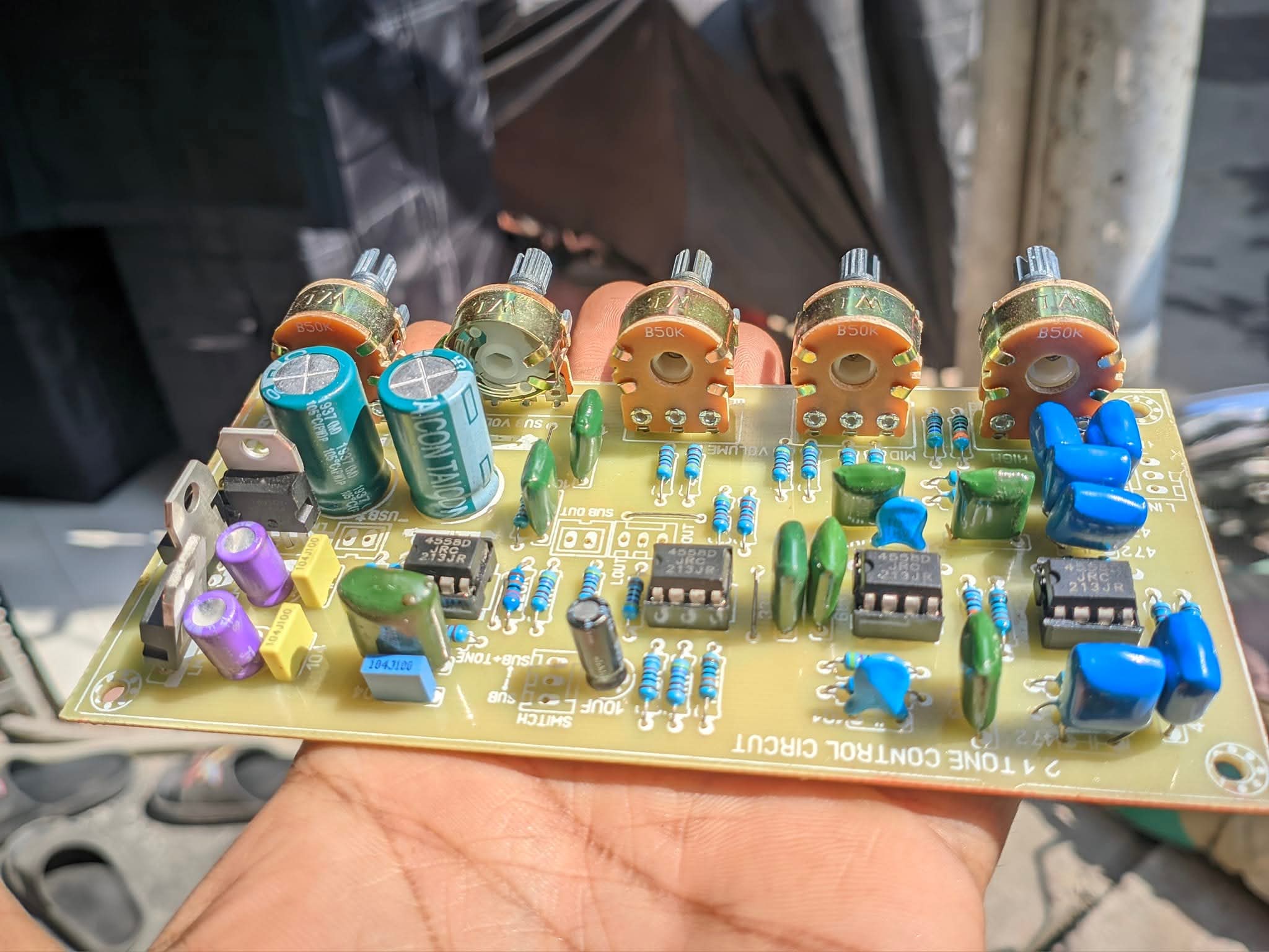 2.1 + Stereo Tone Control Circuit Board (V.1)_img_4