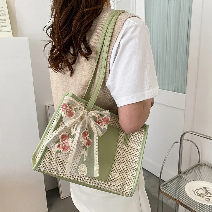 Roselle Woven Tote Bag image 2