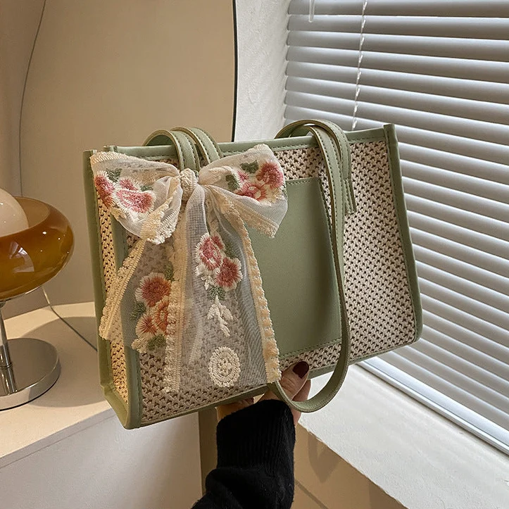 Roselle Woven Tote Bag image 3