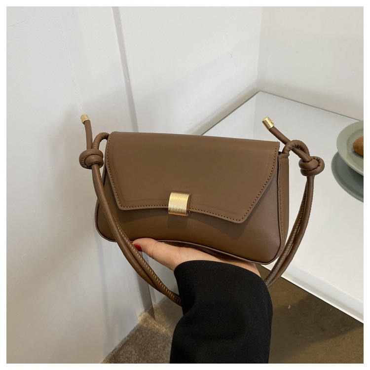 Elara Flap Shoulder Bag image 5