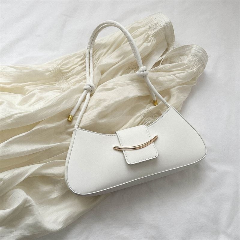 Vela Shoulder Bag image 4