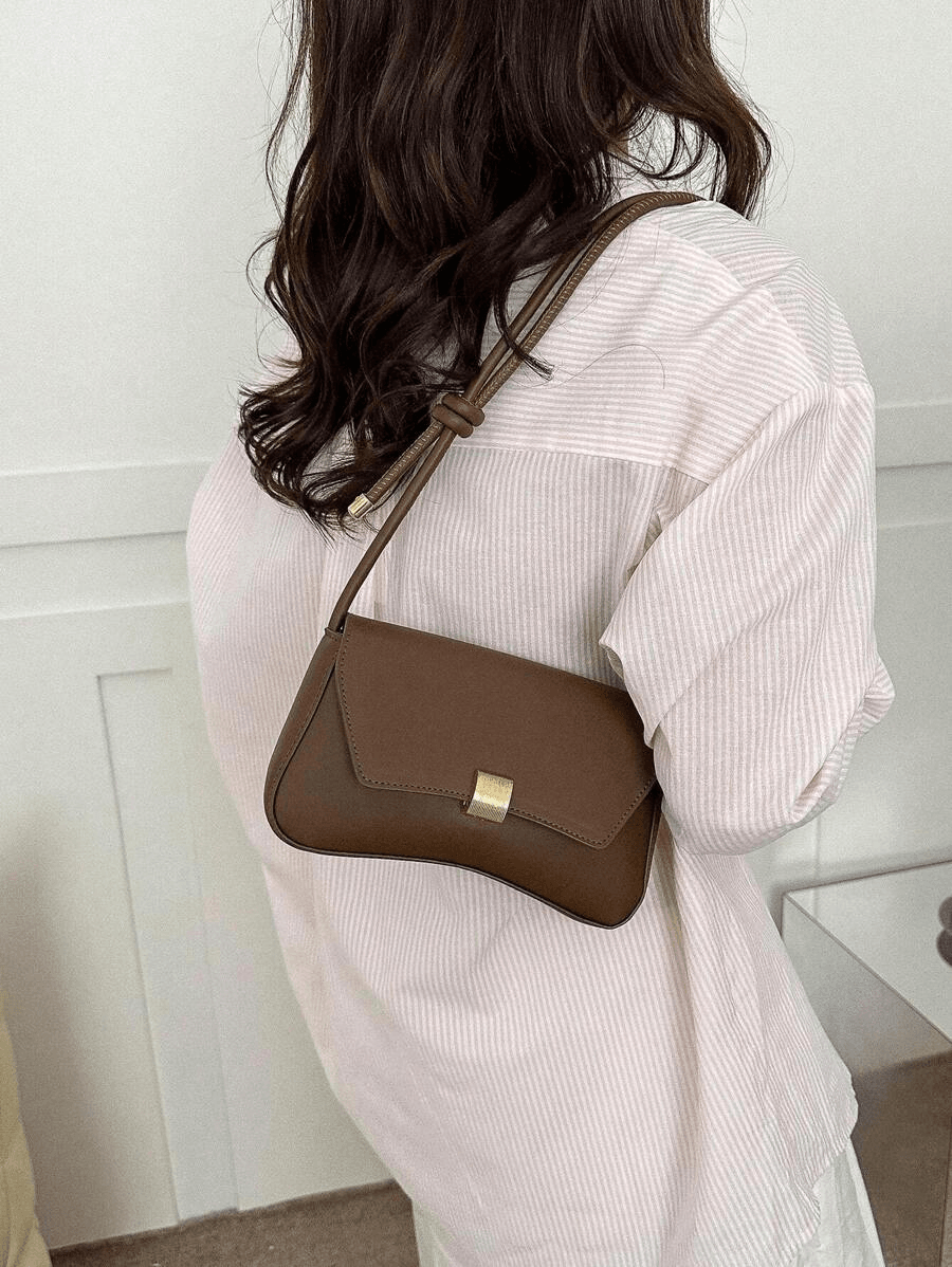 Elara Flap Shoulder Bag image 2
