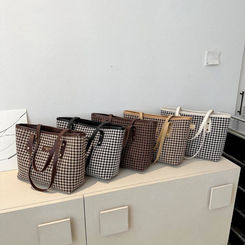 Camille Houndstooth Commuter Tote image 4