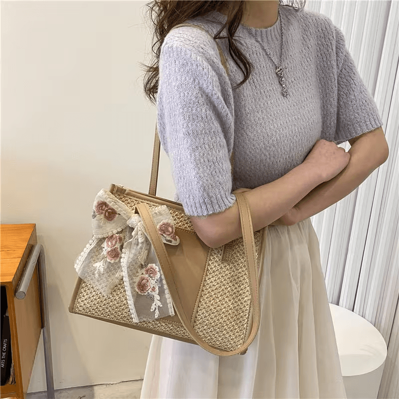 Roselle Woven Tote Bag image 3