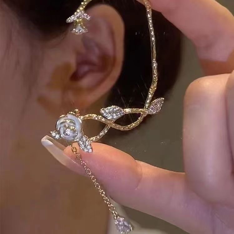 Camellia tassel ear bone clip without ear hole Women's Light luxury niche antique best selling ear hook 2023 new recommended_img_2