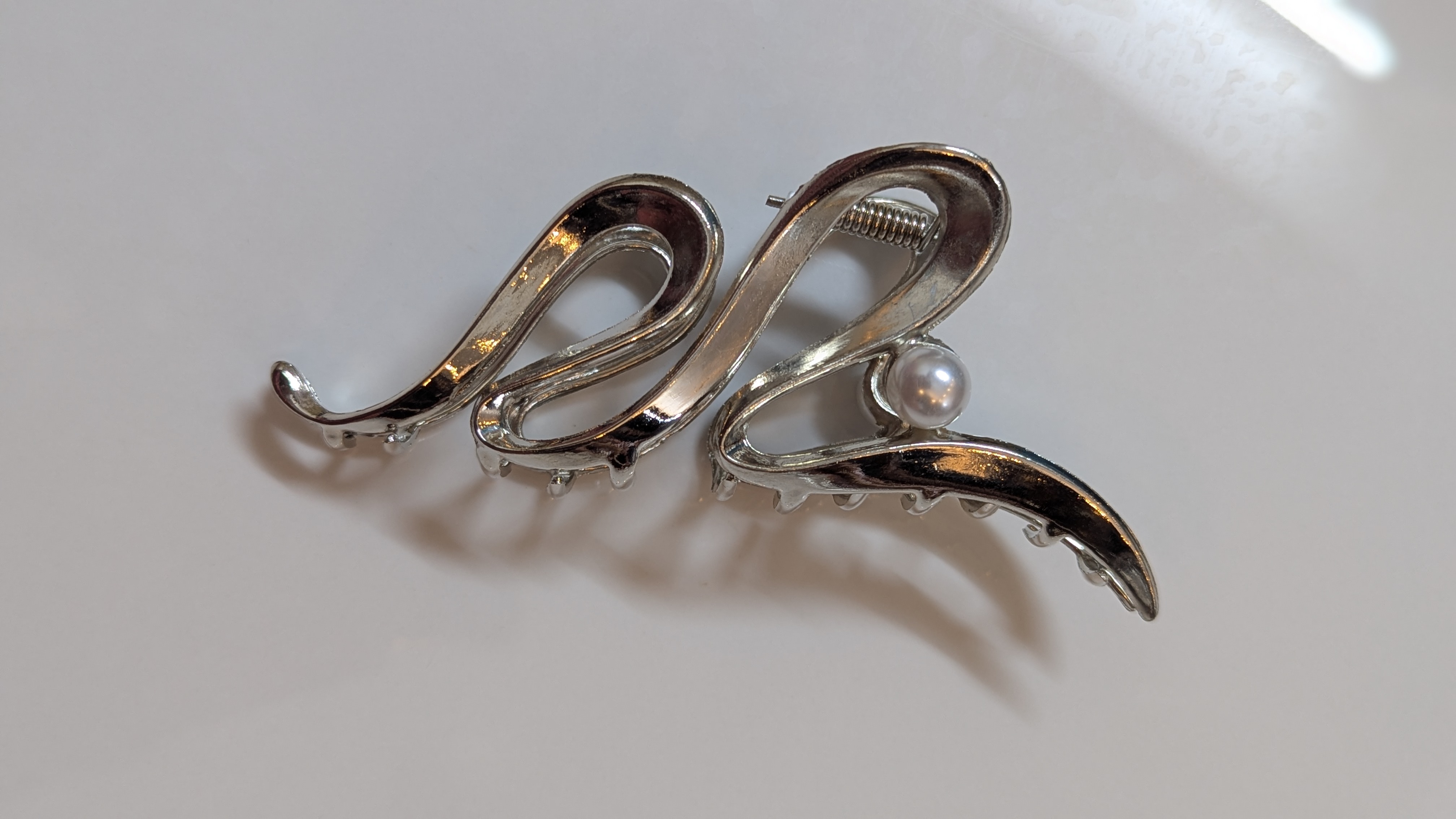 elegant metal butterfly clip