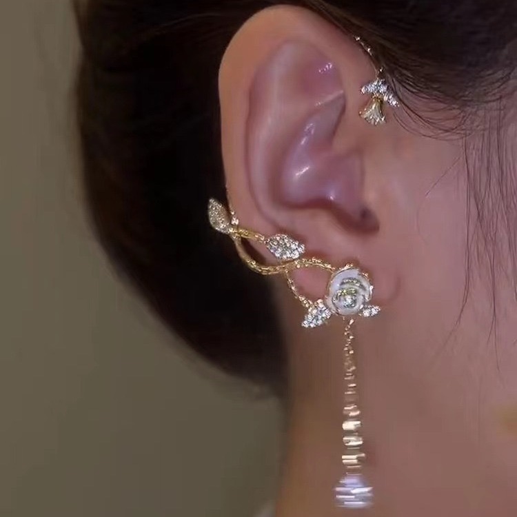 Camellia tassel ear bone clip without ear hole Women's Light luxury niche antique best selling ear hook 2023 new recommended