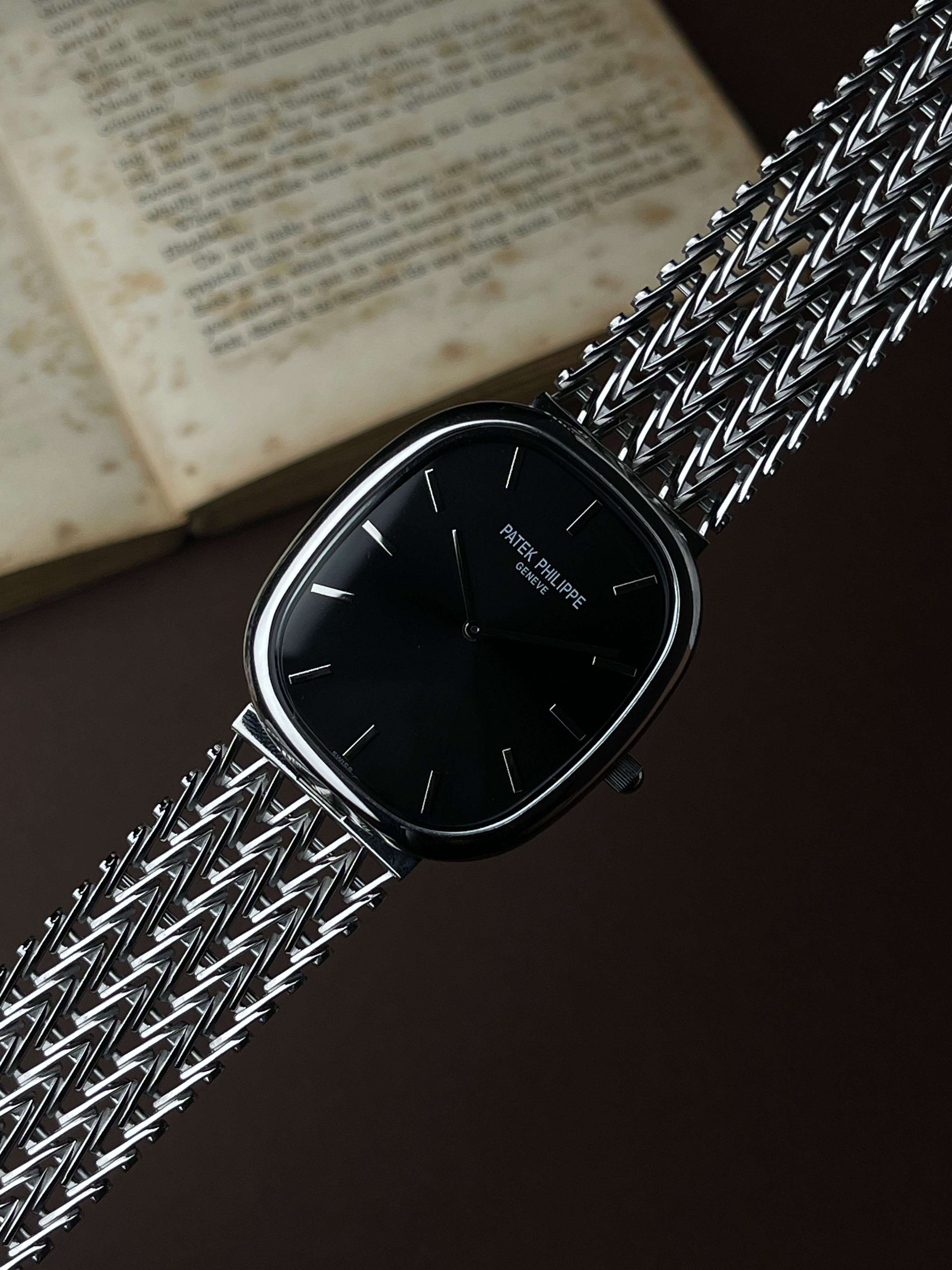 Patek Philippe Golden Ellipse Master Edition / Silver With Black Dial