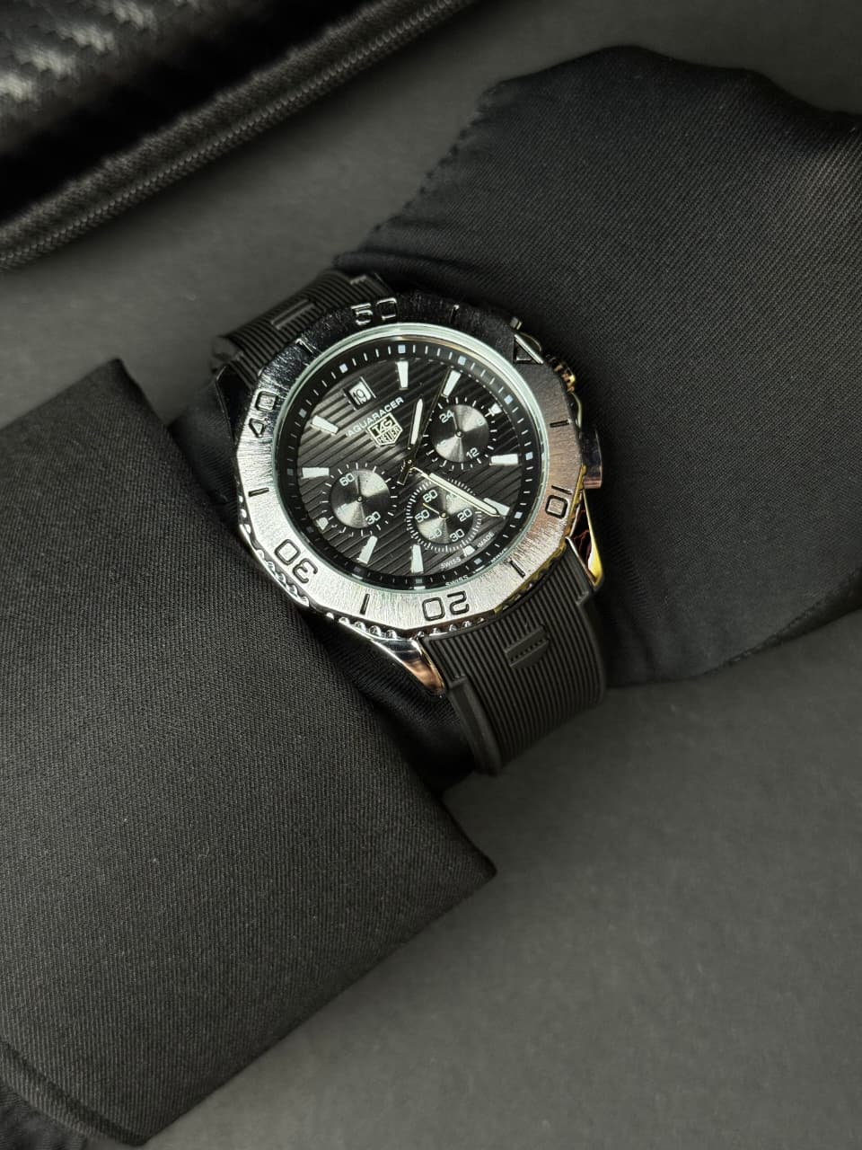 Carrera Style Premium Men's Watch – Black Edition