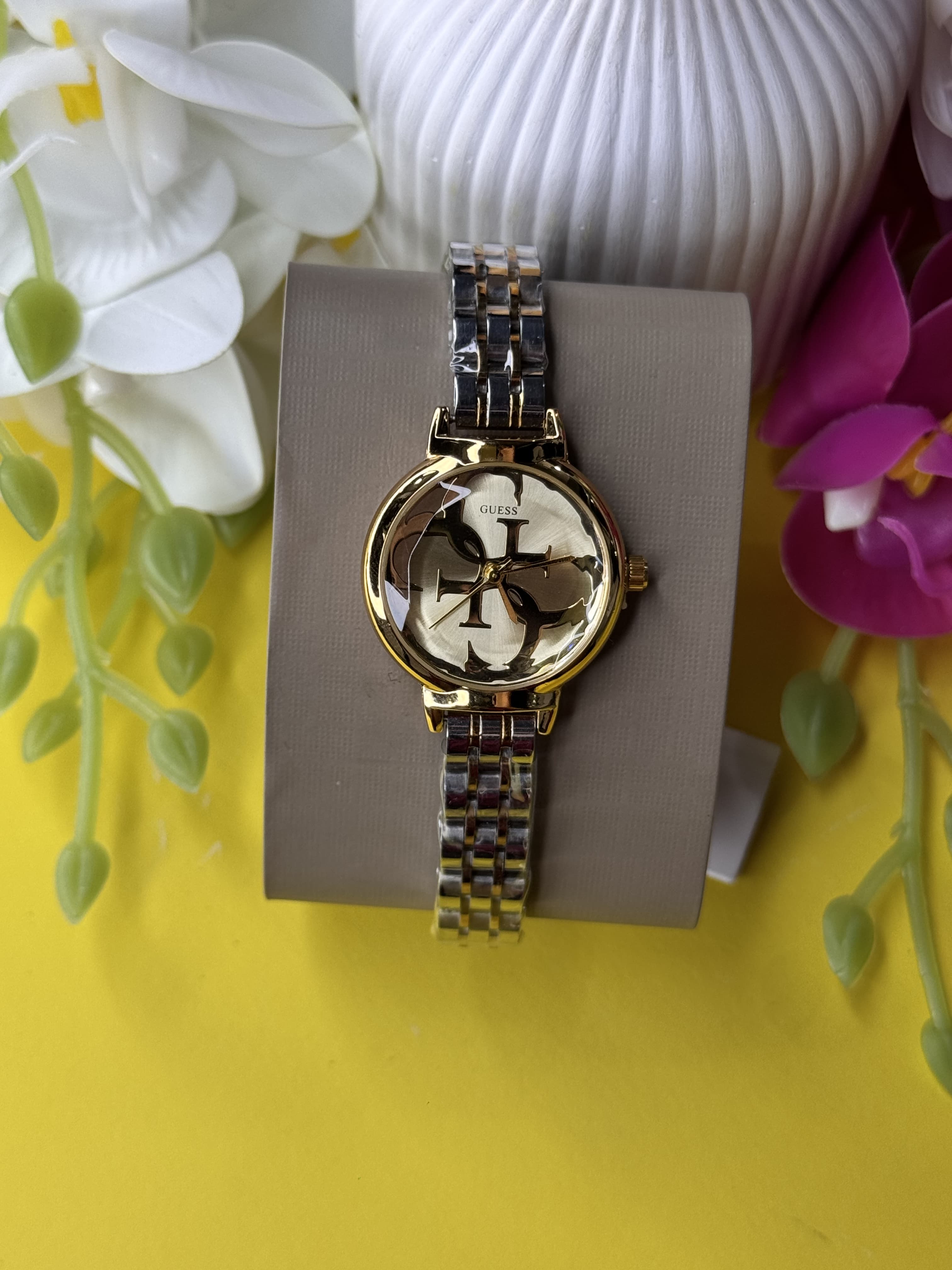 GUESS G-Logo Premium Ladies Collection
