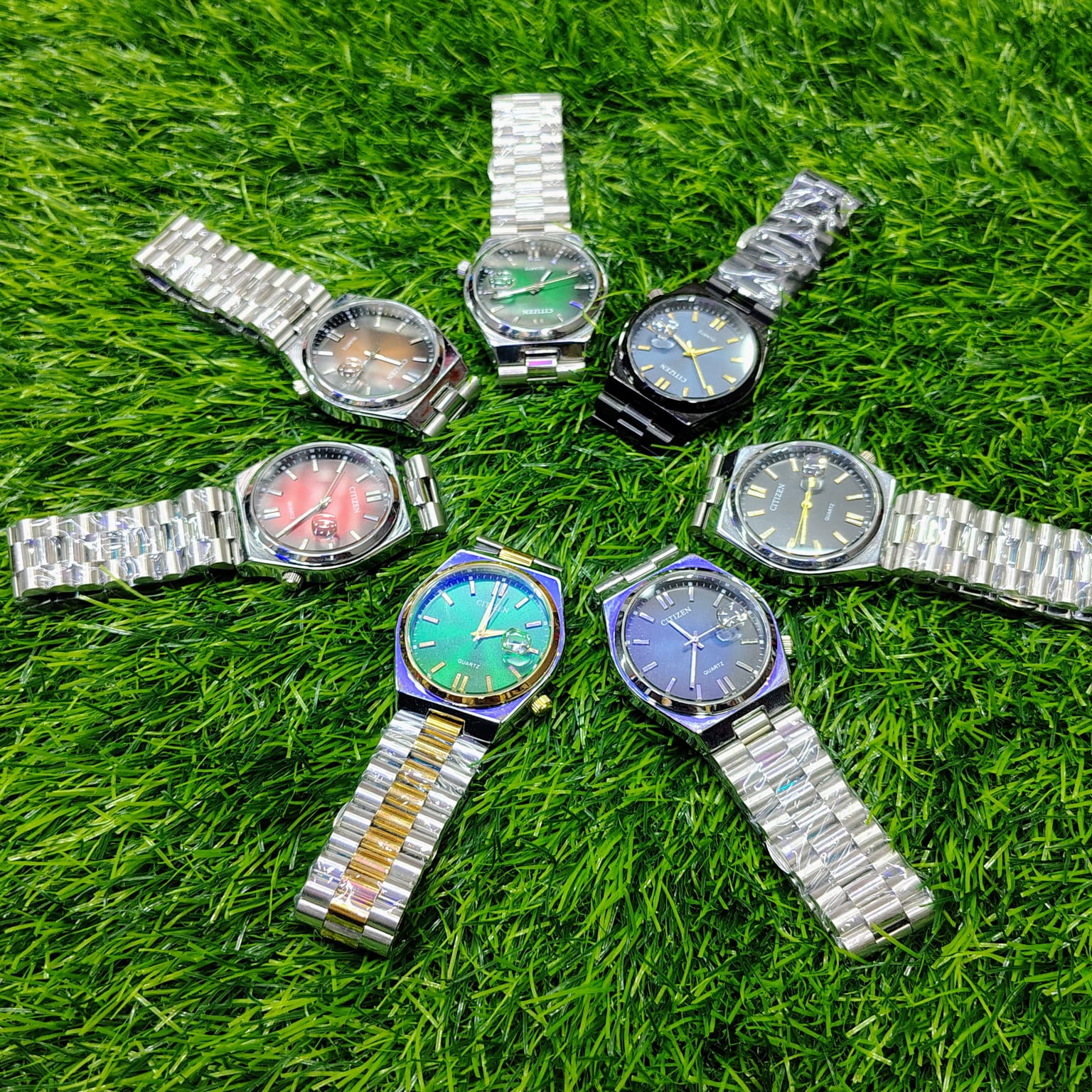 Citizen Watch Silver & Golden Chain with Green DisplayCode : 5810