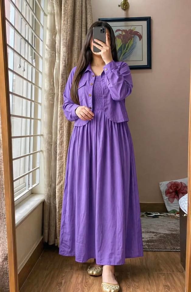 Stylish Smoking Gown - Image 3