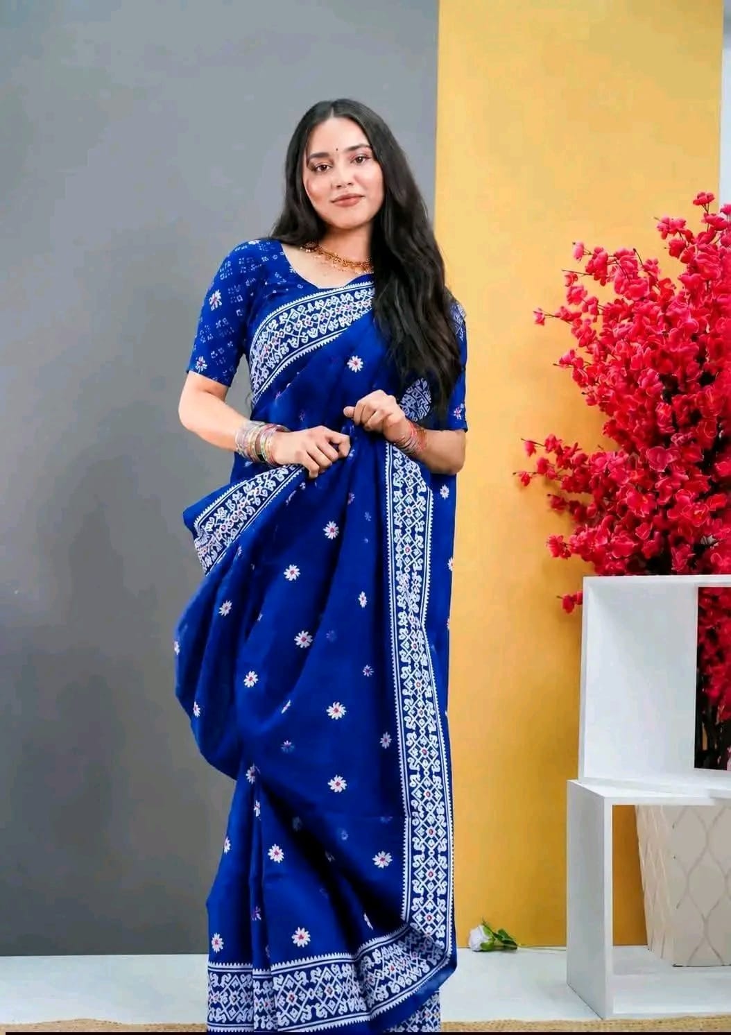 Half Silk Screen Print Saree_img_3
