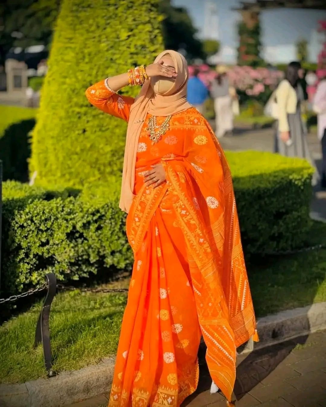 Half Silk Screen Print Saree_img_2
