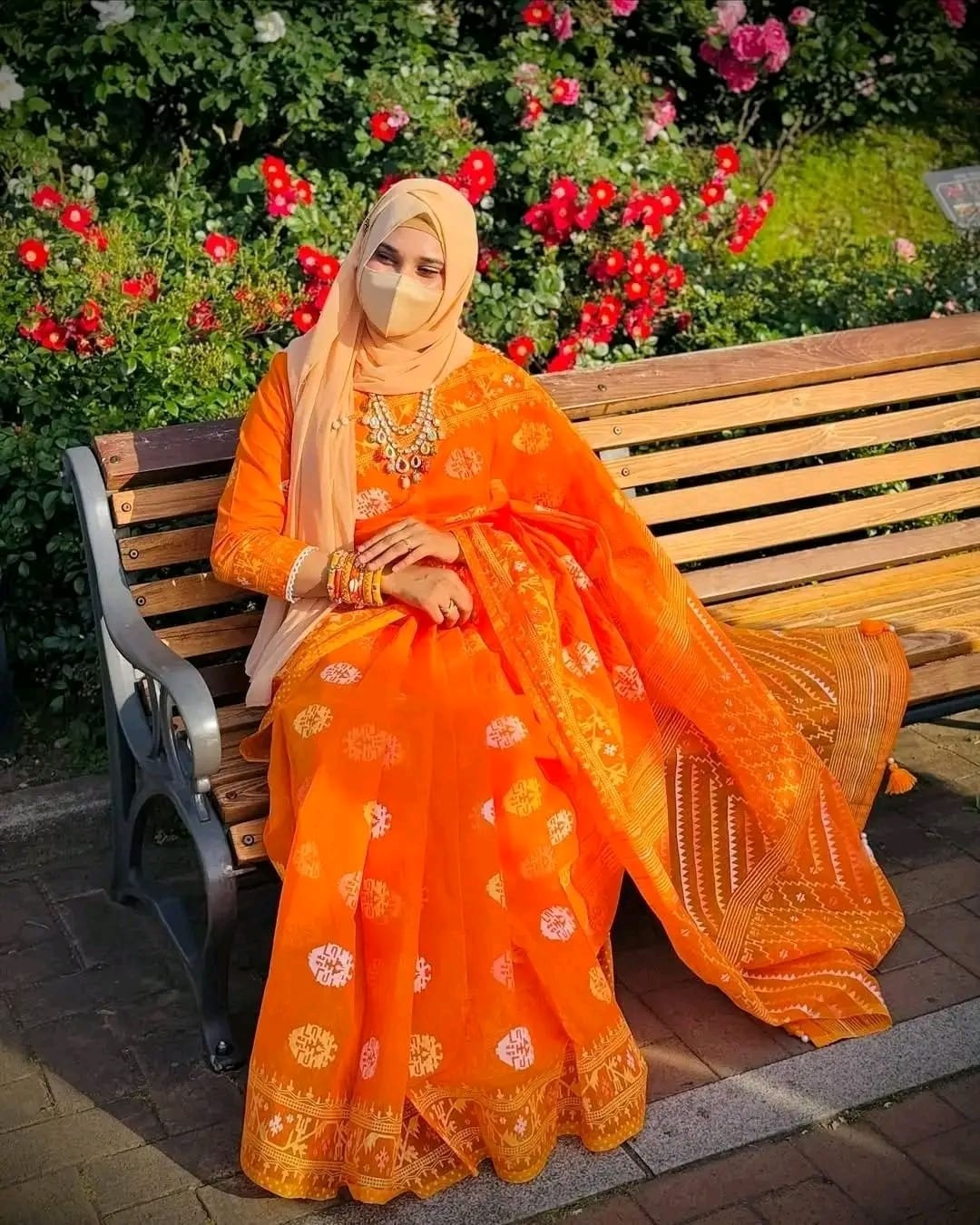 Half Silk Screen Print Saree_img_1