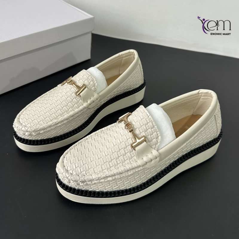 Metal buckle round toe slip-on loafers thumbnail 2