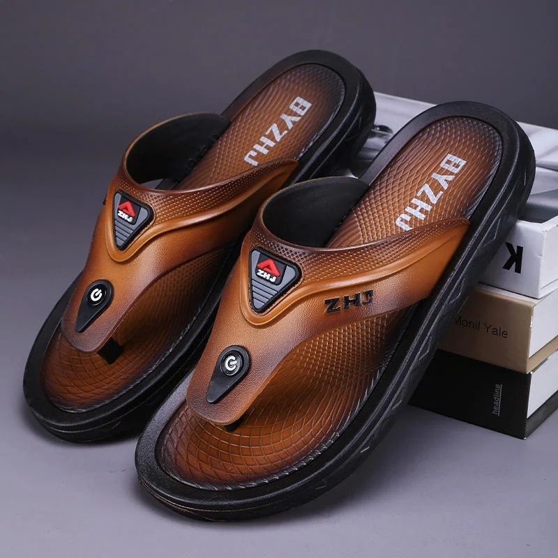 Men Beach Slippers Stock thumbnail 2