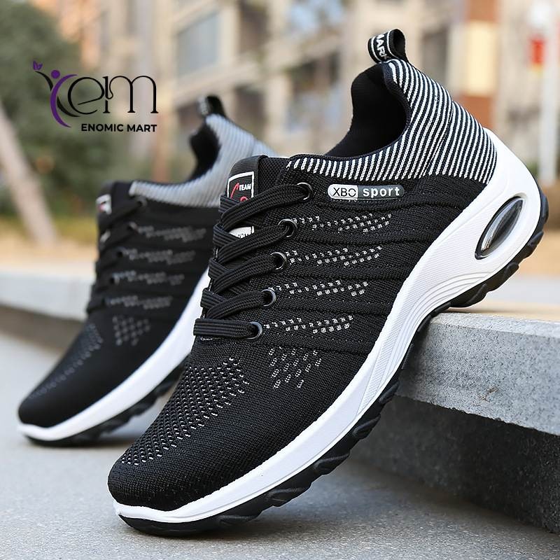 New Men's Lightweight Breathable Lace-Up Running Sneakers