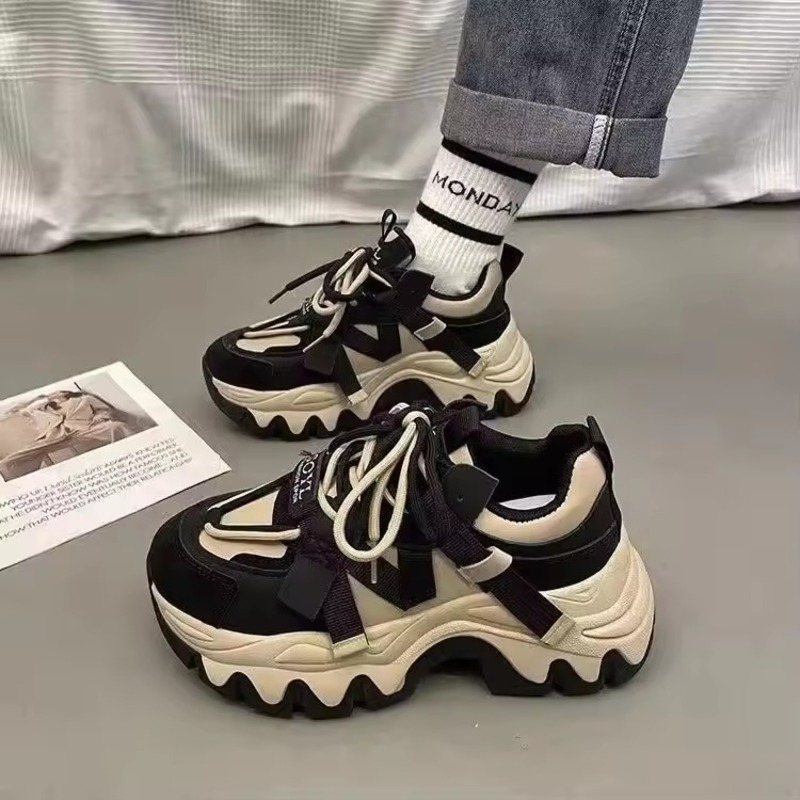 New Arrival Women Lace-up Casual Sneakers thumbnail 2